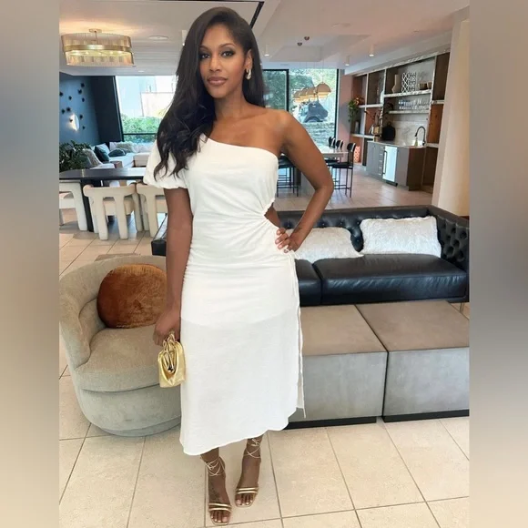 White Linen Side Cutout Maxi Dress. | Color: White | Size: L | Bronica14's Closet